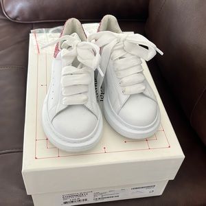 Alexander McQueen kid sneakers